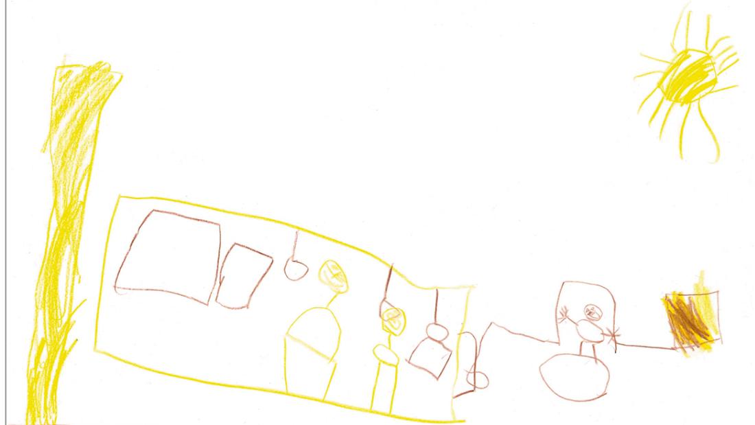 Jonah (5 Jahre) zeichnet einen Traktor in schwungvollen Strichen auf DIN-A3-Papier
