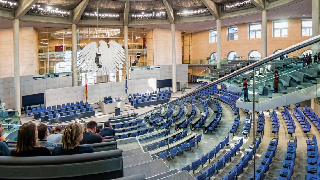 Blick von der Besuchertribüne des Deutschen Bundestags